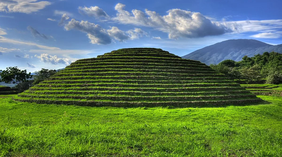 Guachimontones
